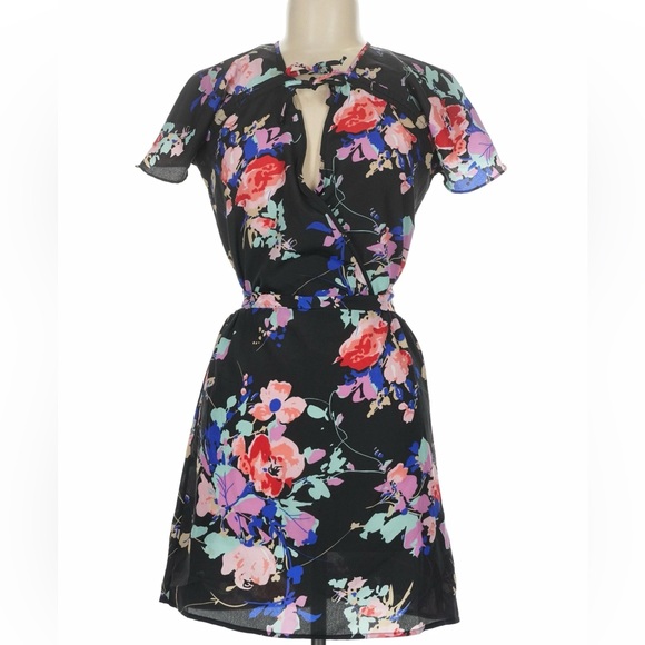 Yumi Kim Dresses & Skirts - Yumi Kim Black Floral Silk Wrap Dress